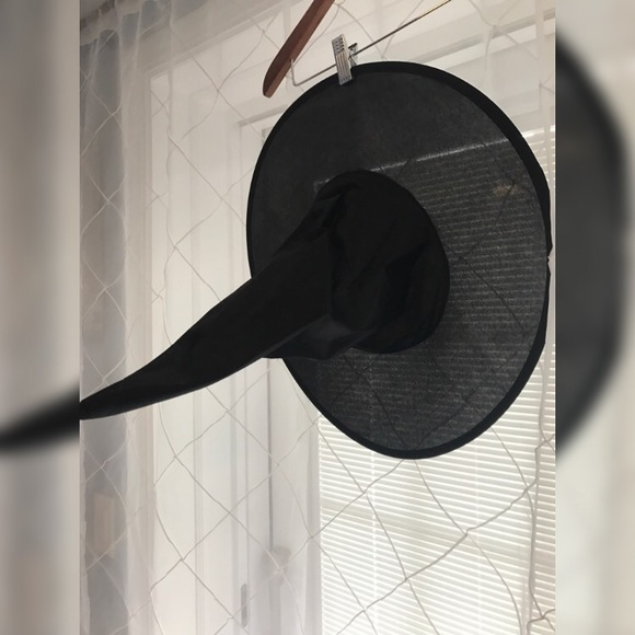 WITCH COSTUME - Picture 2 of 2